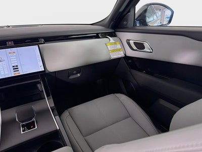 2026 Land Rover Range Rover Velar Dynamic SE