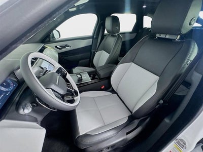 2026 Land Rover Range Rover Velar Dynamic SE