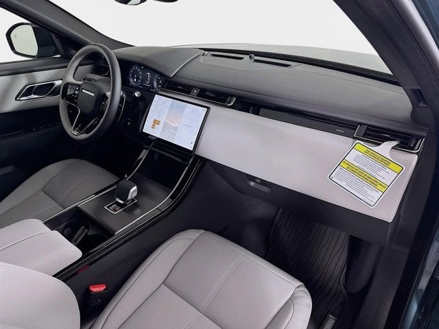 2026 Land Rover Range Rover Velar Dynamic SE