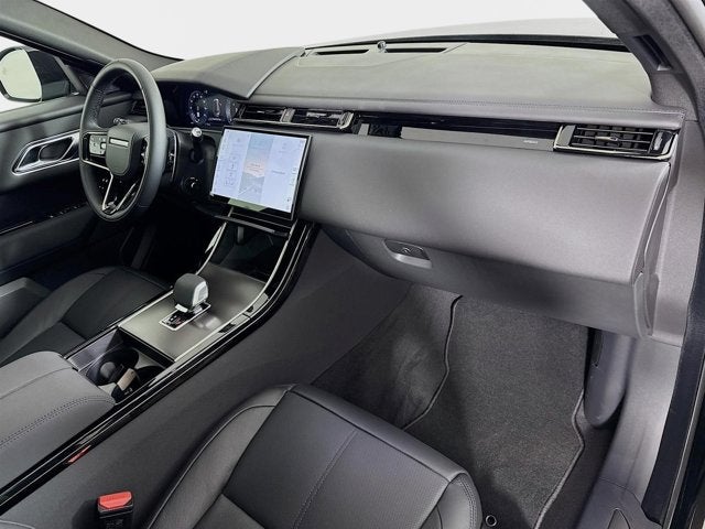 2026 Land Rover Range Rover Velar Dynamic SE