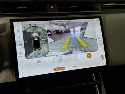 2026 Land Rover Range Rover Velar Dynamic SE