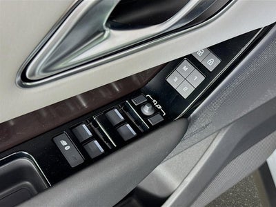 2026 Land Rover Range Rover Velar Dynamic SE