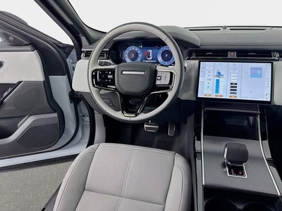 2026 Land Rover Range Rover Velar Dynamic SE