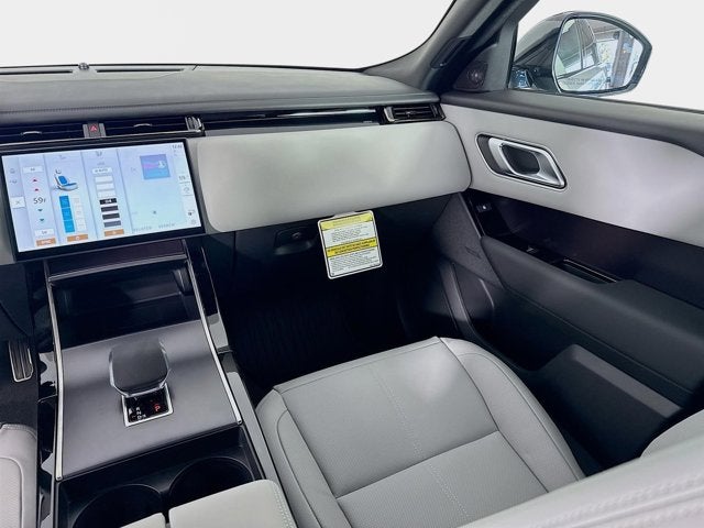 2026 Land Rover Range Rover Velar Dynamic SE