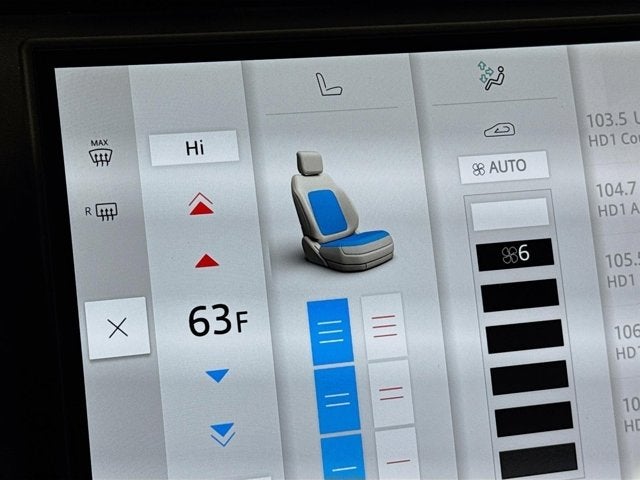 2026 Land Rover Range Rover Velar Dynamic SE