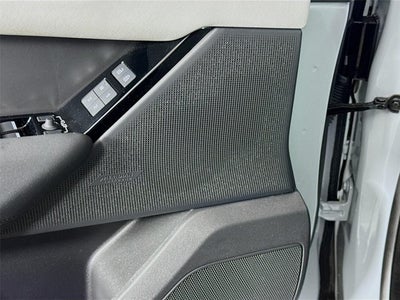 2025 Land Rover Range Rover Velar Dynamic SE