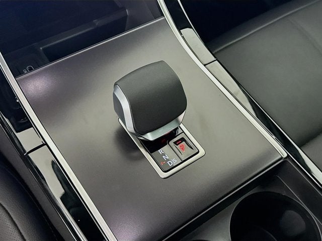 2026 Land Rover Range Rover Velar Dynamic SE