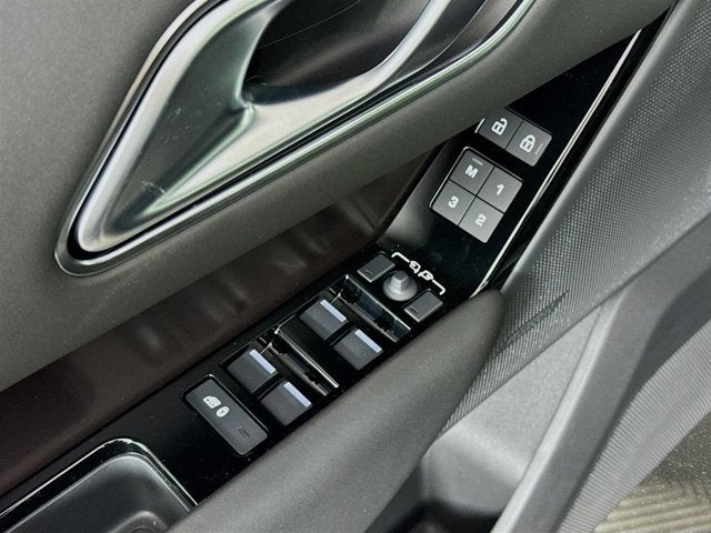 2026 Land Rover Range Rover Velar Dynamic SE