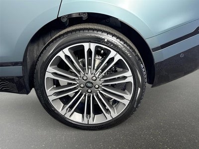 2026 Land Rover Range Rover Velar Belgravia Edition Satin