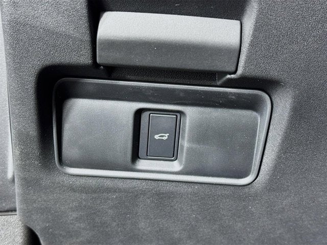 2026 Land Rover Range Rover Evoque S