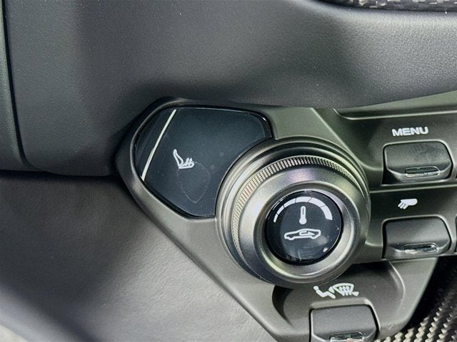 2023 Aston Martin Vantage Base