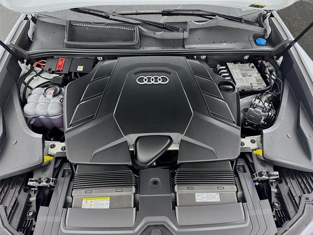 2025 Audi Q8 55 Premium Plus