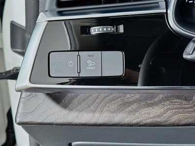 2022 Audi Q8 55 Premium Plus