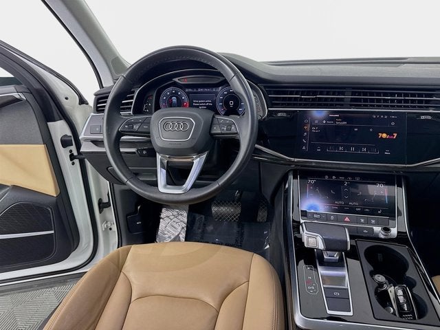 2021 Audi Q7 45 Premium Plus