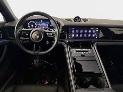 2025 Porsche Panamera Base