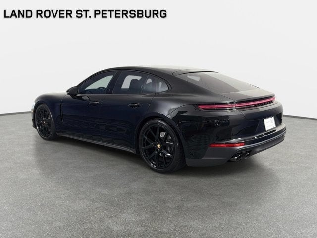 2025 Porsche Panamera Base