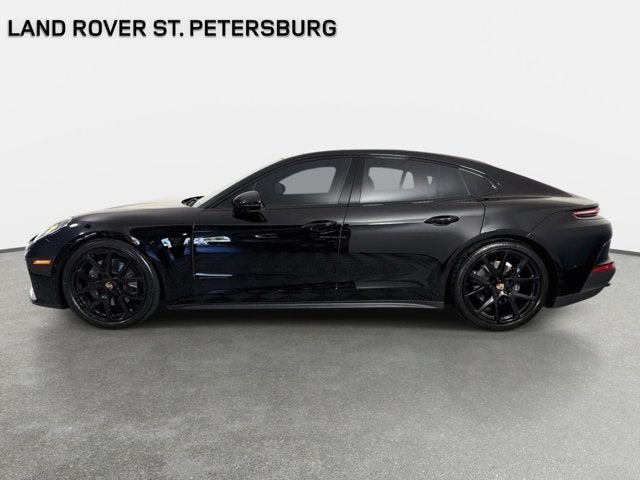 2025 Porsche Panamera Base