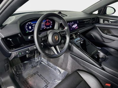 2025 Porsche Panamera Base