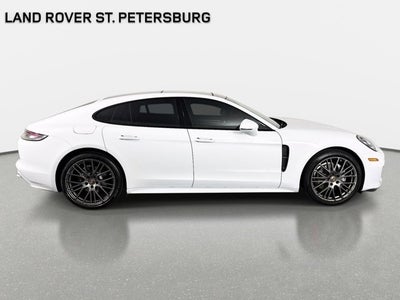 2023 Porsche Panamera 4 Platinum Edition