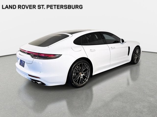 2023 Porsche Panamera 4 Platinum Edition