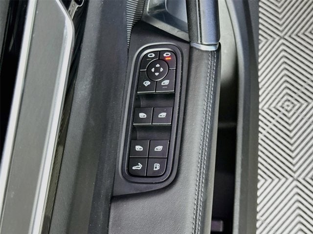 2023 Porsche Cayenne E-Hybrid Turbo S