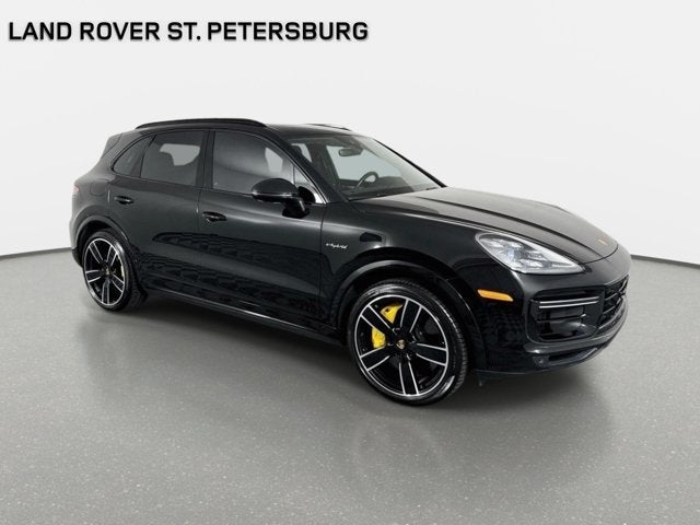 2023 Porsche Cayenne E-Hybrid Turbo S