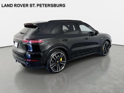 2023 Porsche Cayenne E-Hybrid Turbo S