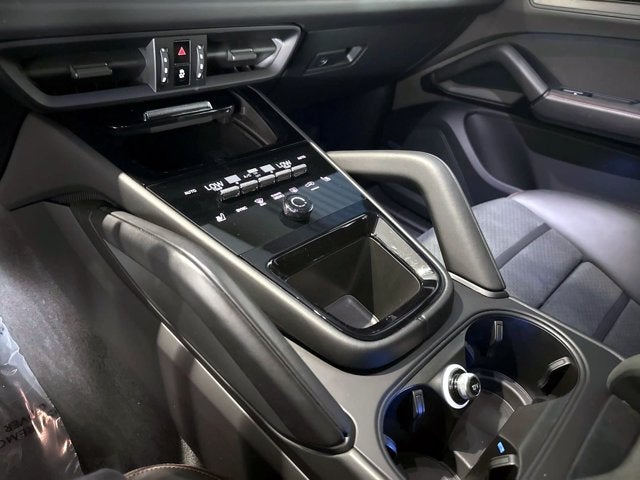 2025 Porsche Cayenne Coupe GTS