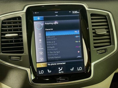 2021 Volvo XC90 T6 Momentum