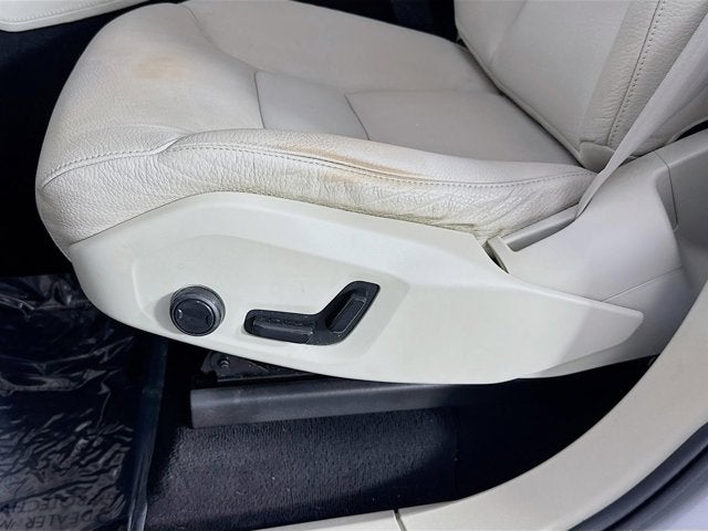 2021 Volvo XC90 T6 Momentum