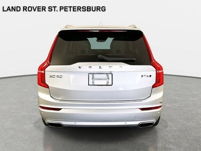 2021 Volvo XC90 T6 Momentum