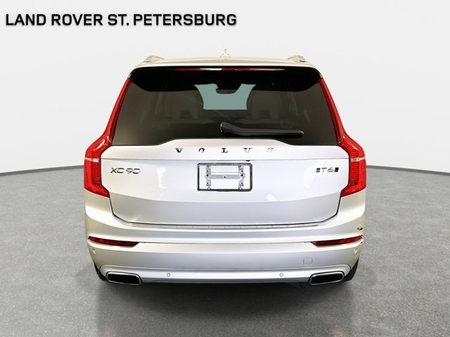 2021 Volvo XC90 T6 Momentum