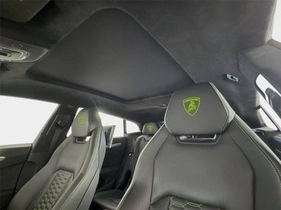 2019 Lamborghini Urus Base