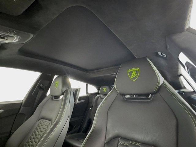 2019 Lamborghini Urus Base