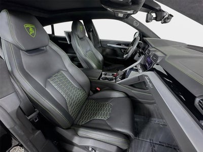 2019 Lamborghini Urus Base
