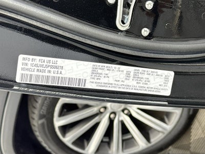 2023 Jeep Grand Wagoneer Base