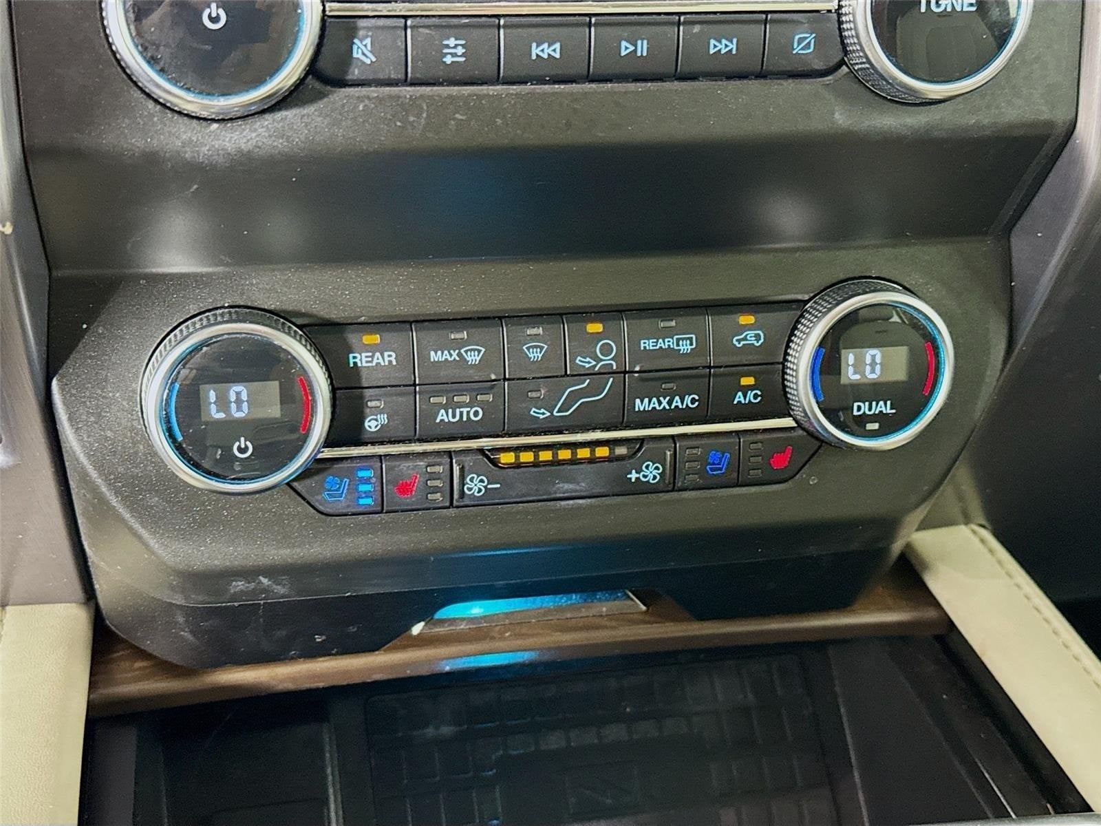2020 Ford Expedition Platinum
