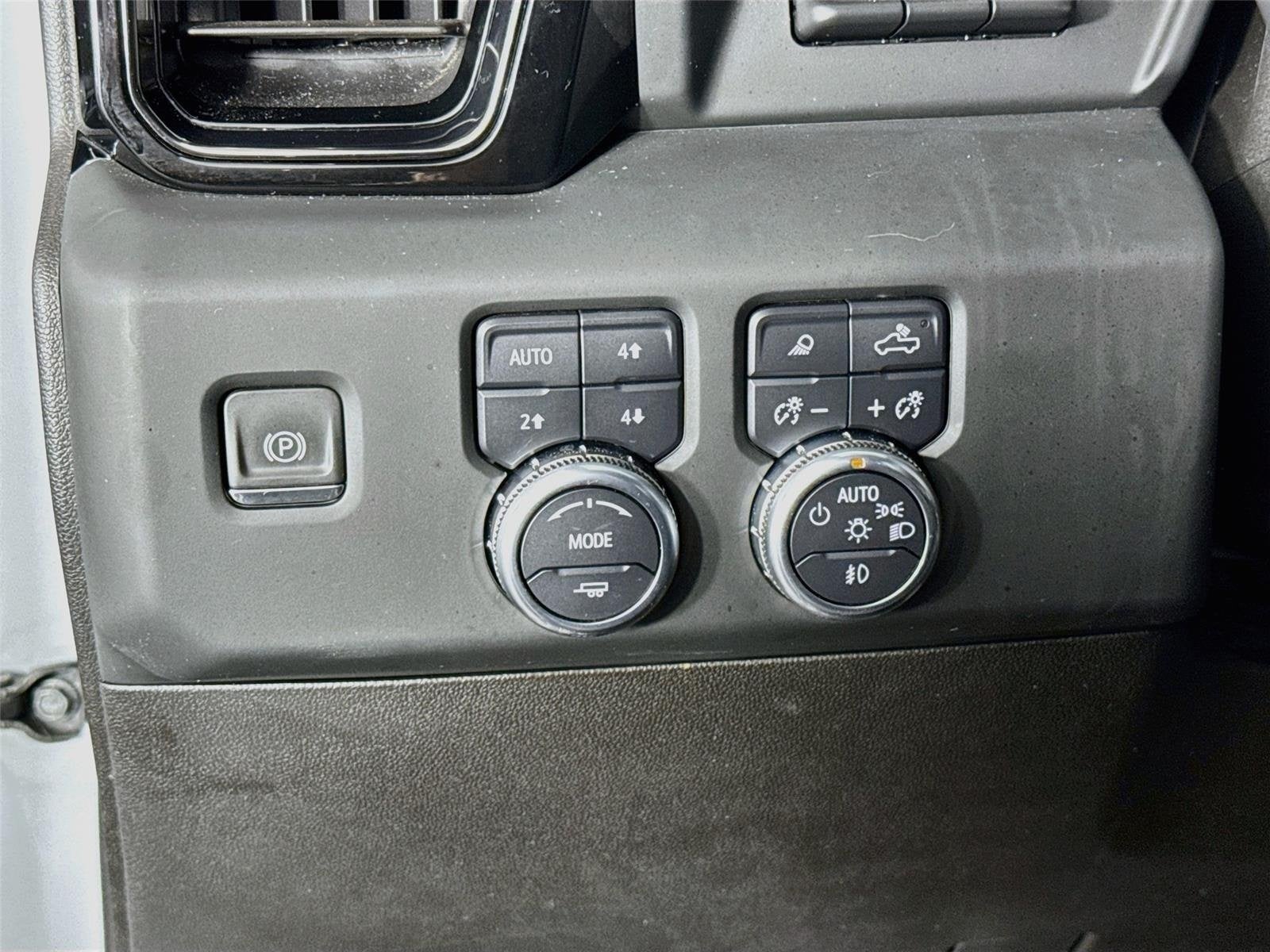 2024 GMC Sierra 2500HD AT4X