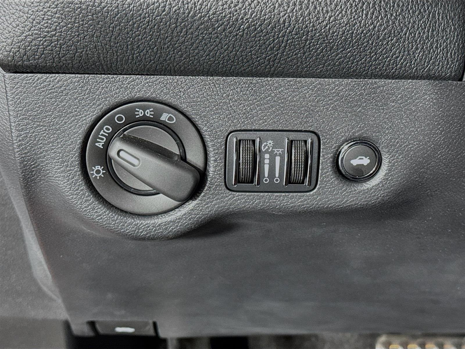 2015 Dodge Challenger SRT Hellcat