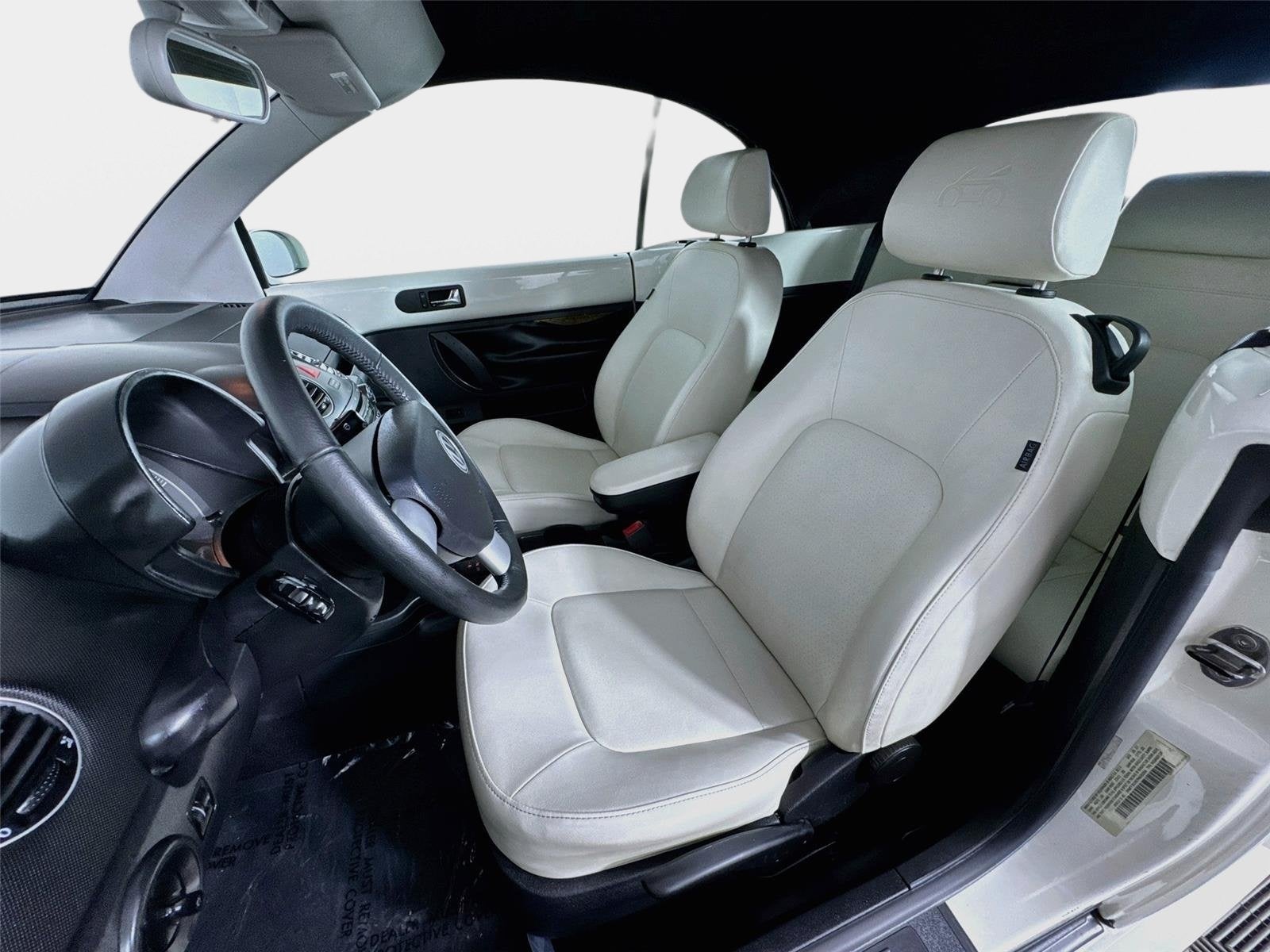 2007 Volkswagen New Beetle Convertible Triple White