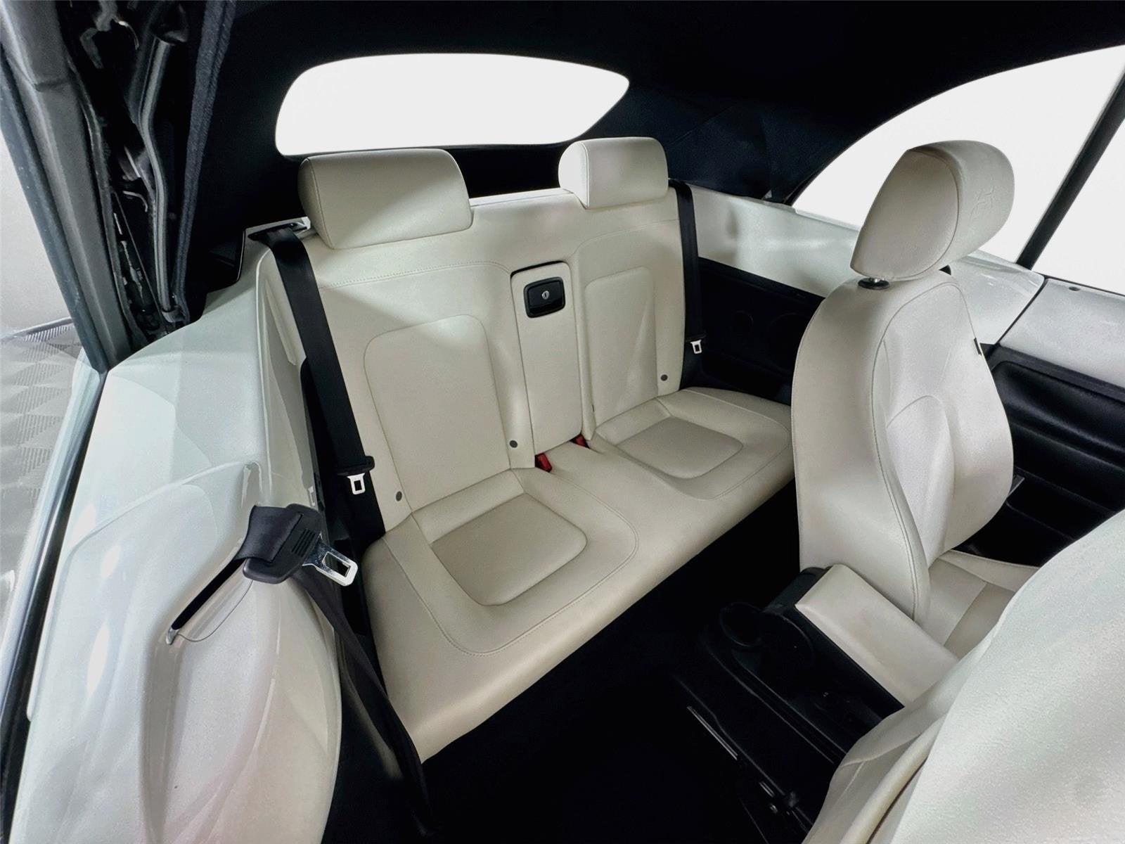 2007 Volkswagen New Beetle Convertible Triple White