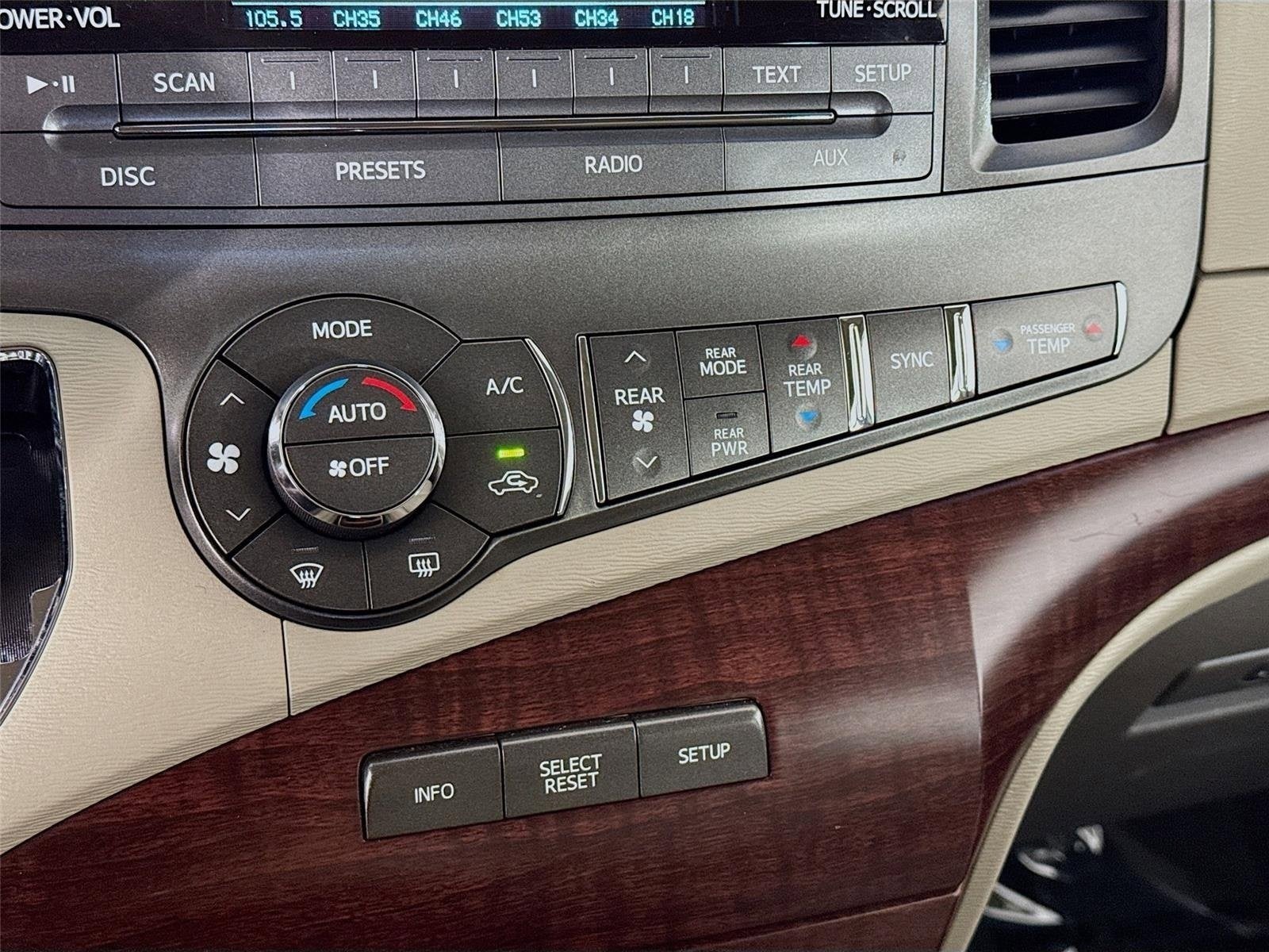 2011 Toyota Sienna XLE