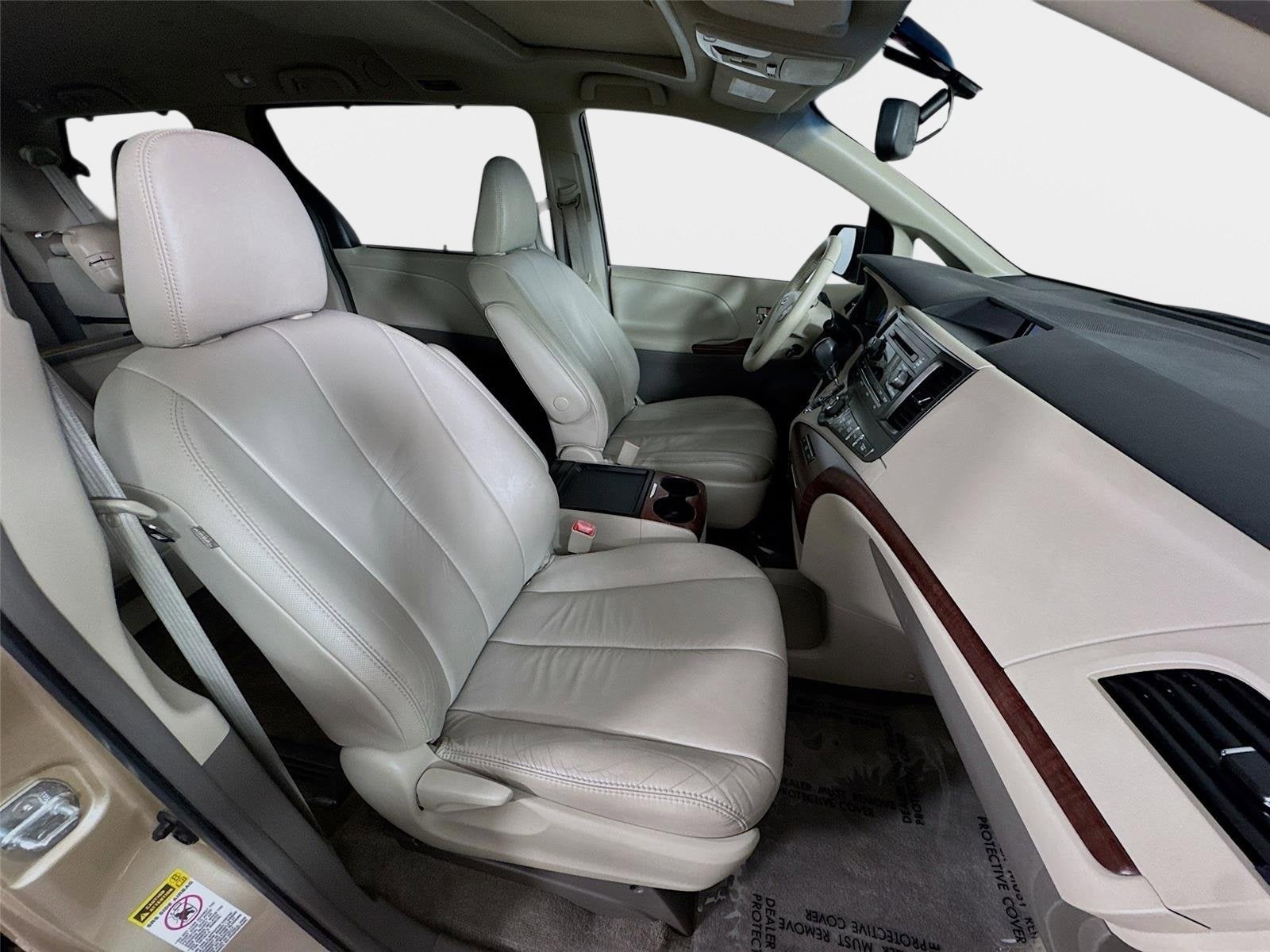 2011 Toyota Sienna XLE