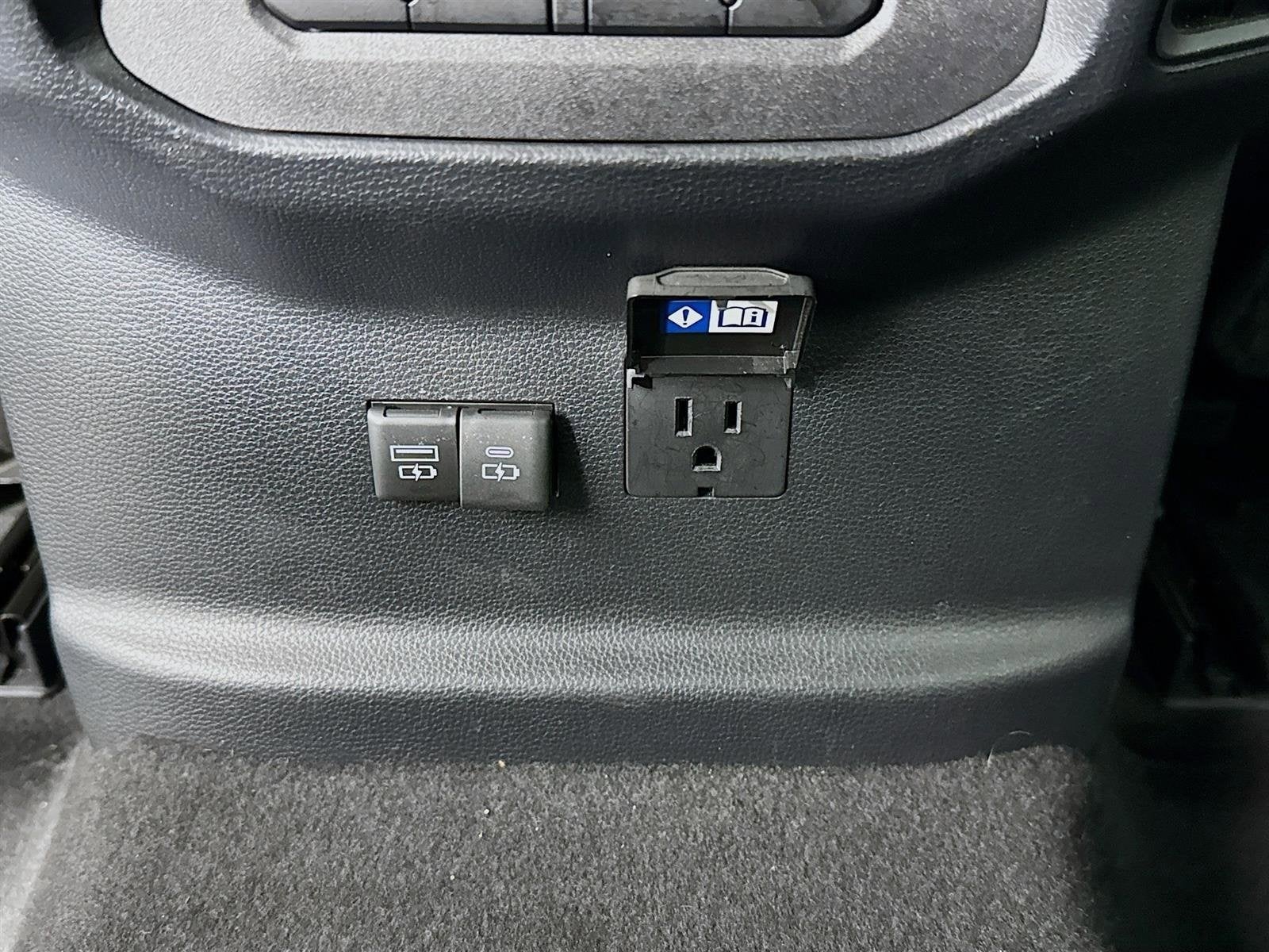 2023 Toyota Tundra 4WD Capstone Hybrid