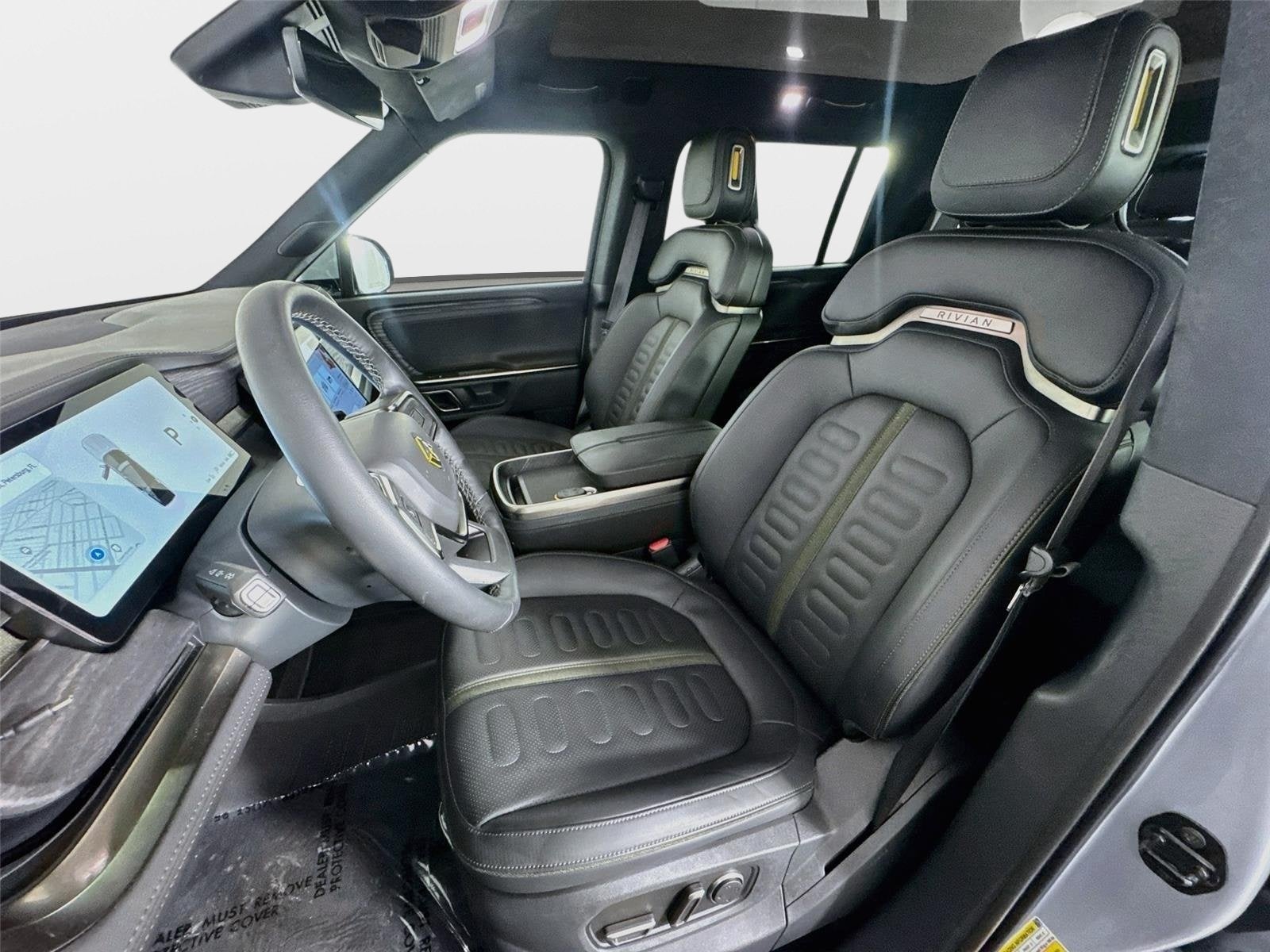 2023 Rivian R1S Adventure