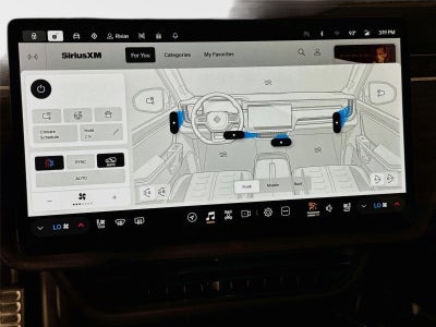 2023 Rivian R1S Adventure