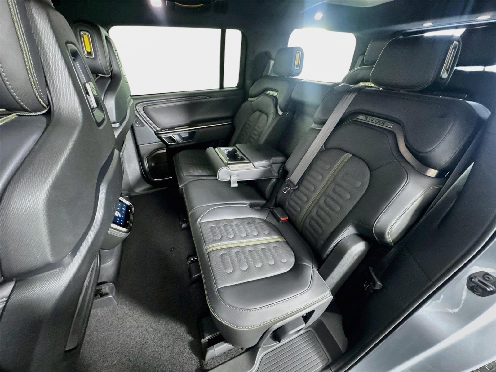 2023 Rivian R1S Adventure