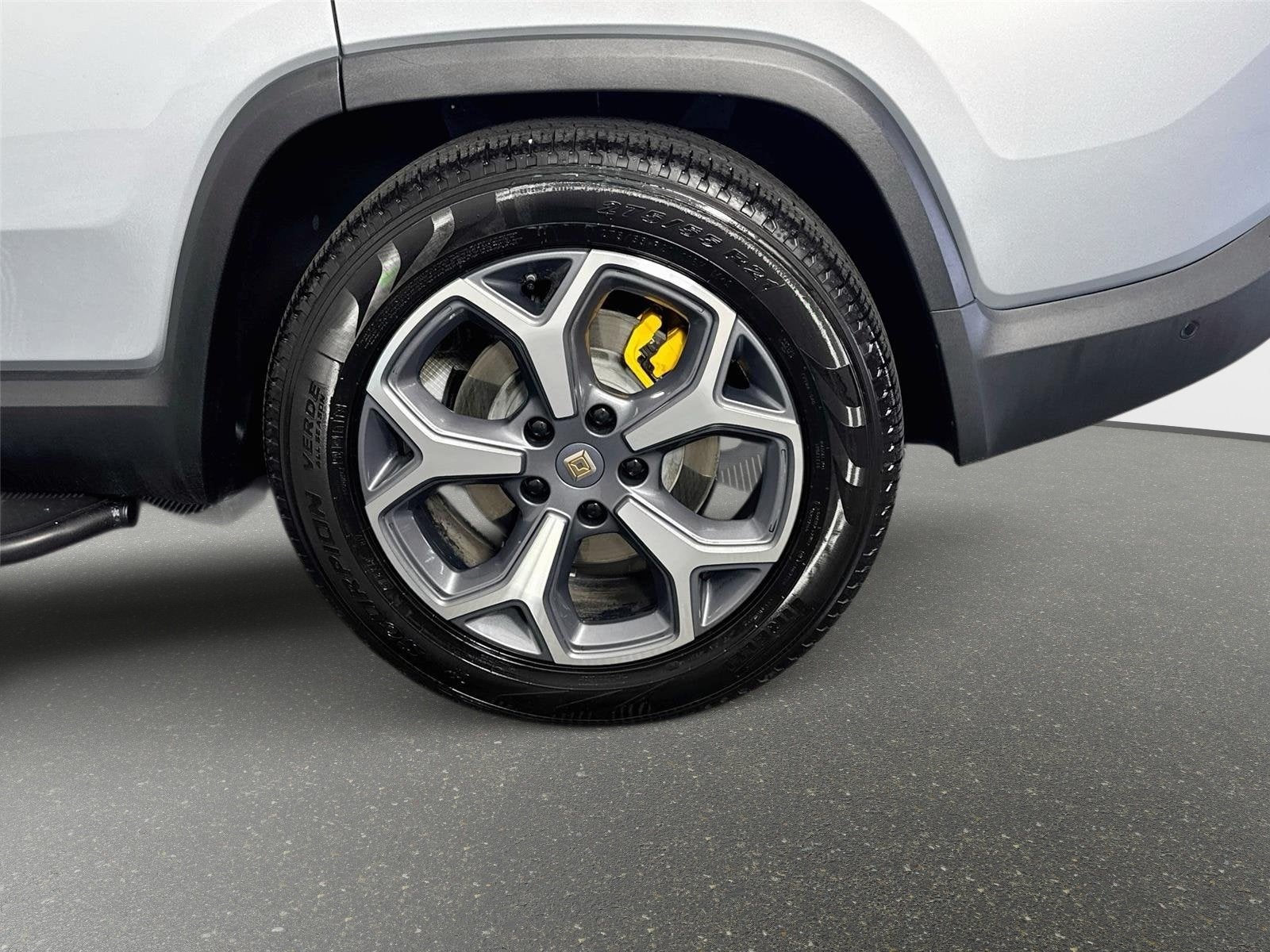 2023 Rivian R1S Adventure