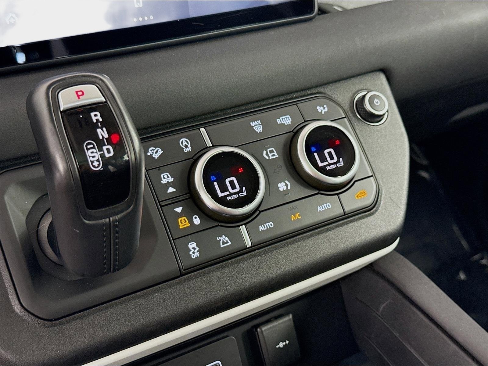 2020 Land Rover Defender First Edition
