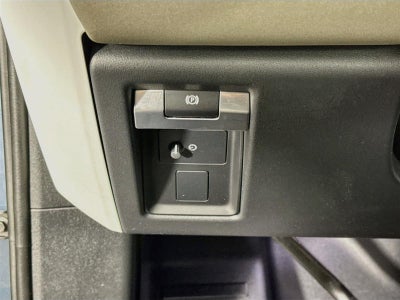 2023 Land Rover Defender S